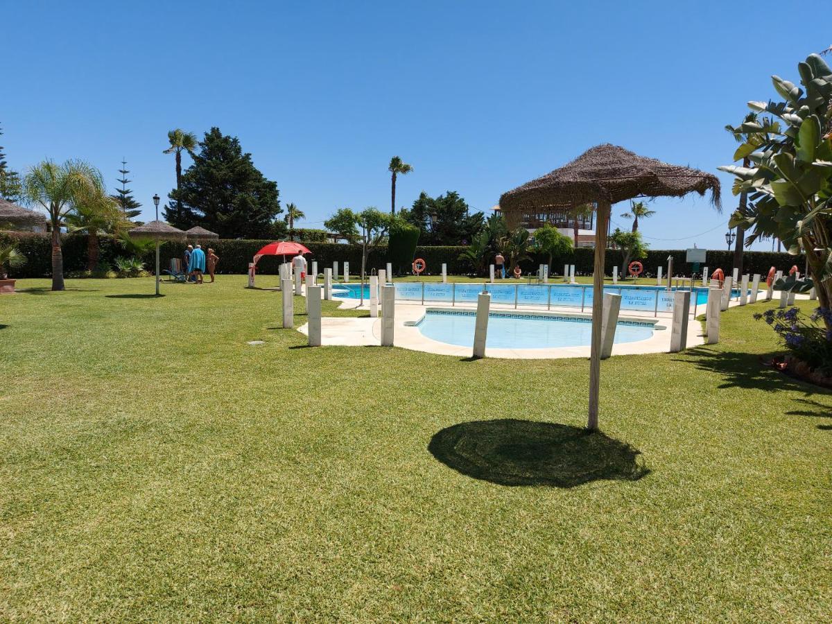 NORIA 2, pied dans le sable, magnifique vue mer, piscine, garage, la clime San Luis de Sabinillas Extérieur photo